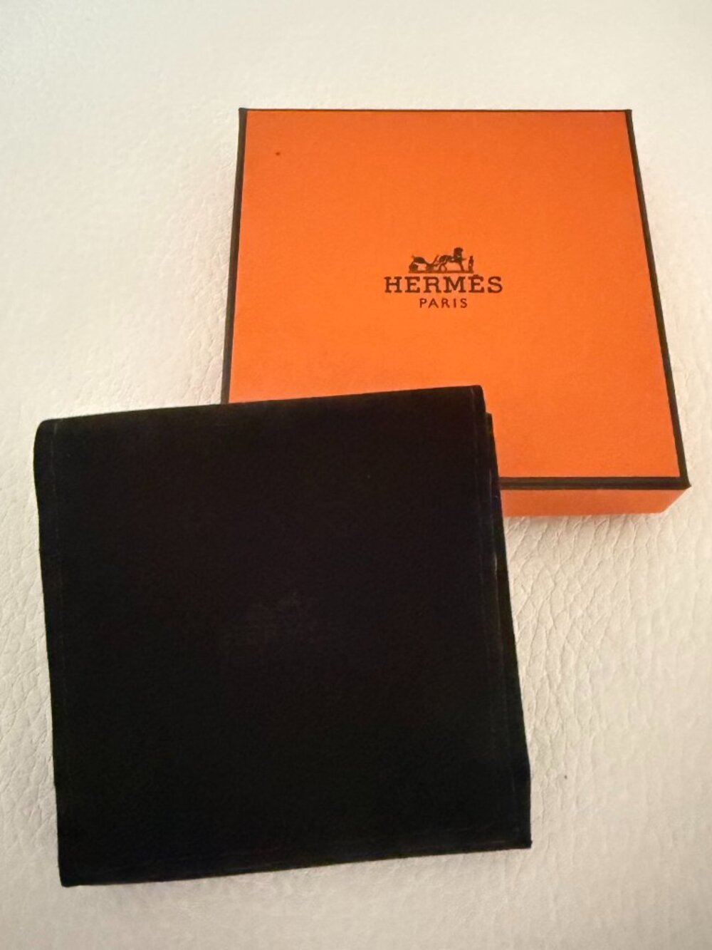 Authentic Hermes small gift box & dust bag 3.5" x 3.5" x 1" for bracelet